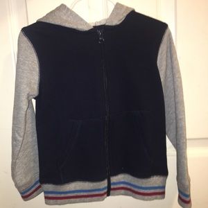 Boys sweatshirt with hood size 4